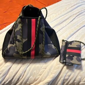 Girlie Girl Original large bag.